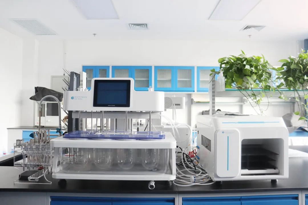 喜报 | 天津中医药大学与华溶仪器达成战略合作 成立药物溶出技术联合研究中心